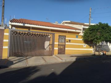 Alugar Casa / Padrão em São José do Rio Preto. apenas R$ 330.000,00