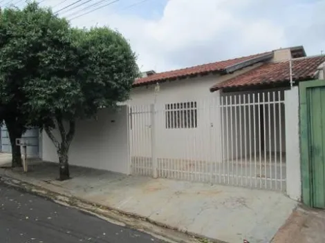 Alugar Casa / Padrão em Mirassol. apenas R$ 260.000,00